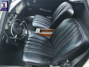 Bild 31/81 von Mercedes-Benz 250 SL (1968)