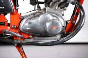Image 37/50 of MV Agusta 350 S (1972)
