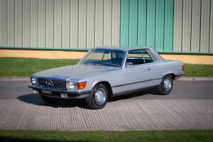 Image 2/39 of Mercedes-Benz 350 SLC (1972)