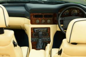 Imagen 31/50 de Aston Martin Virage Volante (1995)