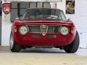 Imagen 55/68 de Alfa Romeo Giulia 1600 Sprint GT Veloce (1966)