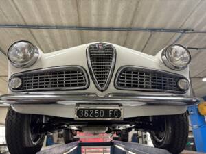 Image 57/61 of Alfa Romeo Giulia 1600 Sprint (1963)