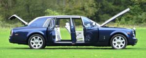 Image 18/50 of Rolls-Royce Phantom VII (2009)