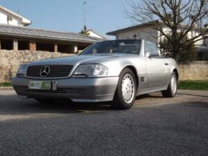 Image 3/50 de Mercedes-Benz 500 SL (1991)