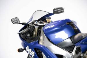 Image 14/50 of Yamaha YZF 1000 R1 (1998)