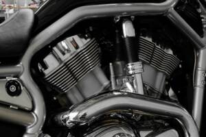 Immagine 12/18 di Harley-Davidson DUMMY (2004)