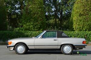 Image 6/47 de Mercedes-Benz 560 SL (1986)
