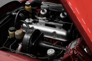 Image 21/41 of Volvo P 122 S (1966)