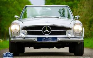 Image 3/49 of Mercedes-Benz 230 SL (1964)