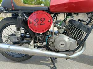 Afbeelding 34/45 van Moto Guzzi DUMMY (1976)