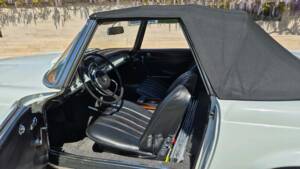 Image 29/62 of Mercedes-Benz 230 SL (1965)