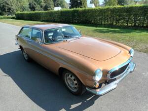 Image 13/73 of Volvo 1800 ES (1972)