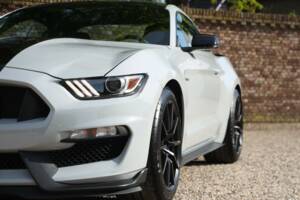 Image 16/50 of Ford Mustang Shelby GT 350 (2017)