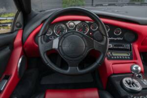 Image 6/31 of Lamborghini Diablo VT 6.0 (2001)