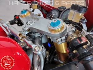 Immagine 15/21 di Ducati DUMMY (2001)