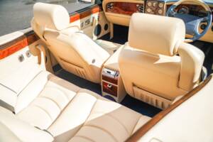 Bild 44/50 von Bentley Azure (2001)
