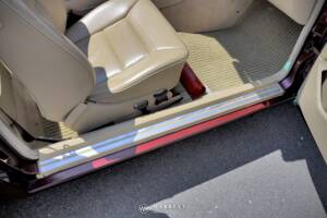 Bild 60/79 von Mercedes-Benz E 220 (1996)