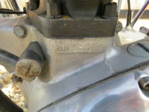 Image 44/44 of Triumph DUMMY (1976)