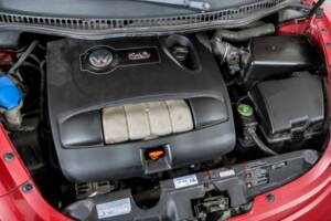 Image 39/50 de Volkswagen New Beetle 2.0 (2006)