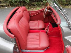 Afbeelding 11/14 van Jaguar XK 120 OTS (1952)