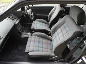 Image 12/18 of Volkswagen Scirocco II GT (1990)