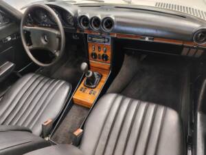 Image 42/53 of Mercedes-Benz 280 SL (1981)