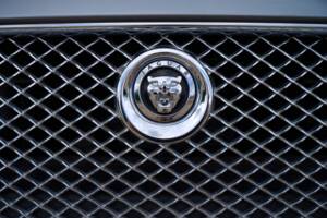 Bild 37/50 von Jaguar XJ 5.0 (2010)