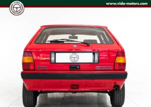 Image 3/15 de Lancia Delta 1.6 HF (1991)