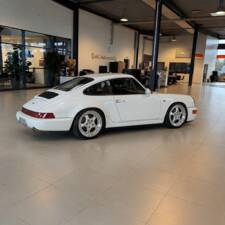 Image 2/8 of Porsche 911 Carrera 4 (1989)