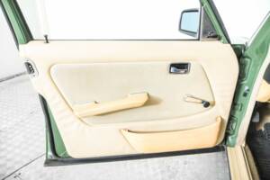 Afbeelding 32/50 van Mercedes-Benz 300 D (1978)