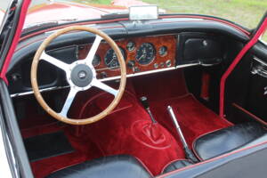 Afbeelding 6/27 van Jaguar XK 150 OTS (1959)