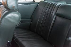 Bild 28/39 von Mercedes-Benz 280 SE 3,5 (1970)