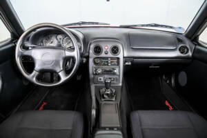 Immagine 7/50 di Mazda MX-5 1.8 (1995)