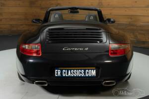Imagen 3/6 de Porsche 911 Carrera 4 (2007)