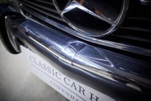 Image 38/100 de Mercedes-Benz 450 SL (1973)