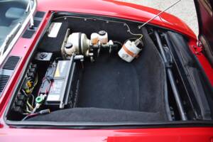 Image 43/43 of De Tomaso Pantera (1971)