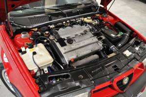 Imagen 25/30 de Alfa Romeo 155  2.0 Q4 4x4 (1992)