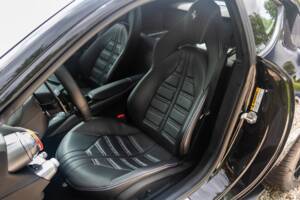 Immagine 13/22 di Ferrari 812 Superfast (2018)