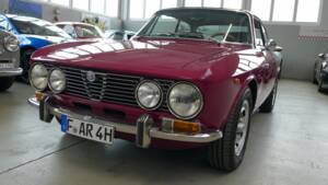 Bild 23/36 von Alfa Romeo 2000 GT Veloce (1975)