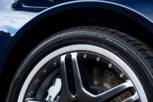 Image 52/60 of Mercedes-Benz SL 65 AMG (2004)