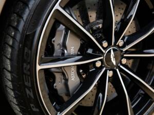Bild 29/50 von Aston Martin DB 9 GT &quot;Bond Edition&quot; (2015)