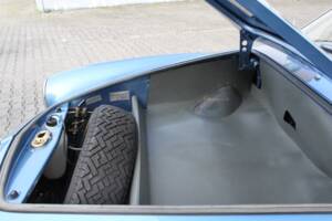 Imagen 15/27 de Volkswagen Karmann Ghia 1600 (1971)