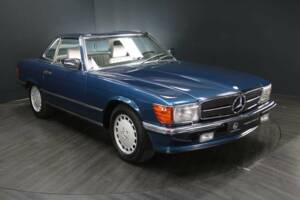 Image 8/30 of Mercedes-Benz 300 SL (1986)