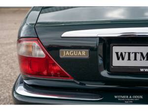 Bild 19/30 von Jaguar XJ 8 Executive (1998)
