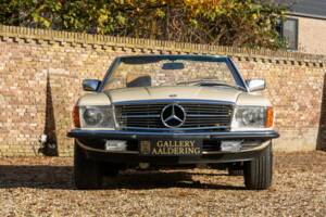 Bild 49/50 von Mercedes-Benz 380 SL (1982)