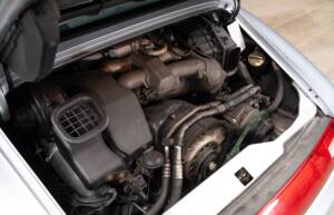 Image 30/32 de Porsche 911 Carrera 4S (1998)