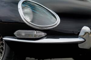 Immagine 7/38 di Jaguar E-Type 3.8 (1962)