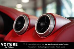 Imagen 24/39 de Ferrari California (2010)