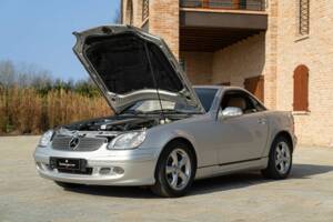 Image 46/50 de Mercedes-Benz SLK 320 (2001)