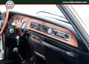 Image 12/15 de Lancia Fulvia 1.3 S (1971)